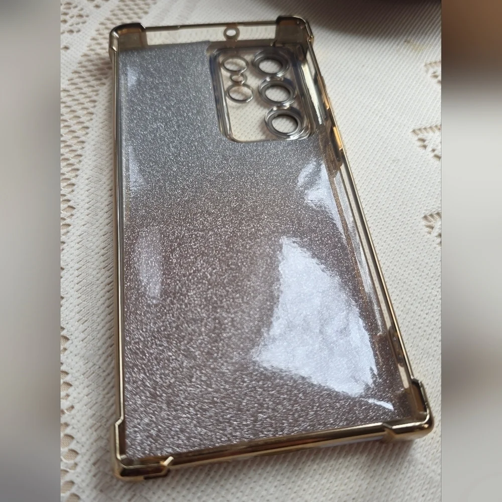 Samsung Galaxy S22 Ultra Gold and Silver Glitter Phone Case